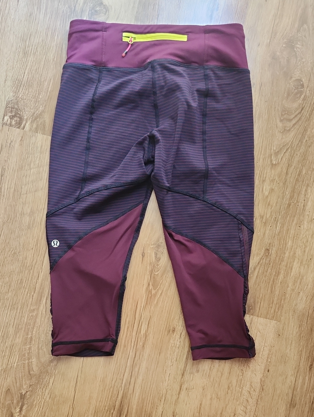 Lululemon  Maroon Performance Capri Leggings Size 4?